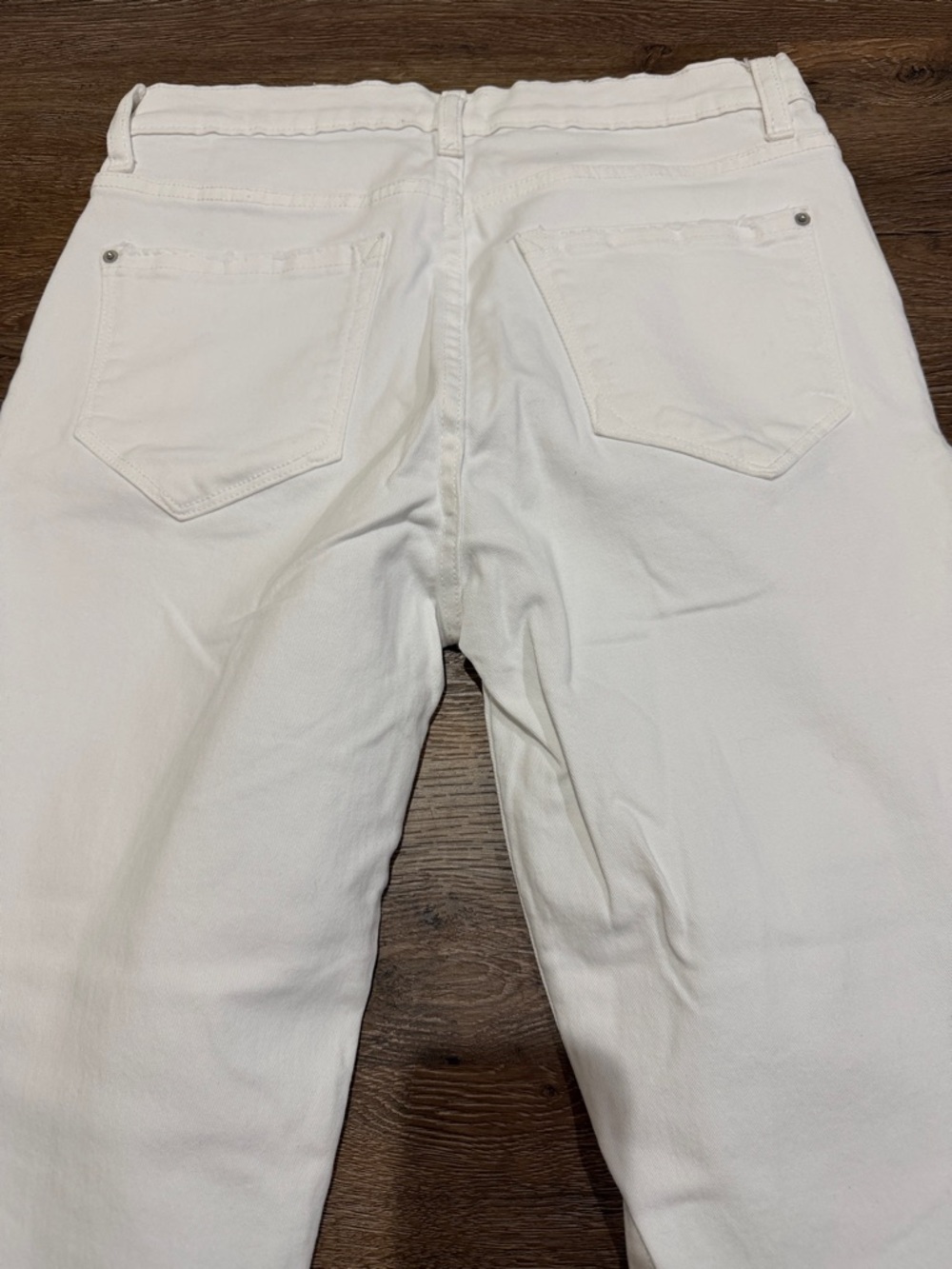 Kensie Vintage Luxe Ultimate High Rise Skinny Jeans with Frayed Hem - Picture 8 of 8